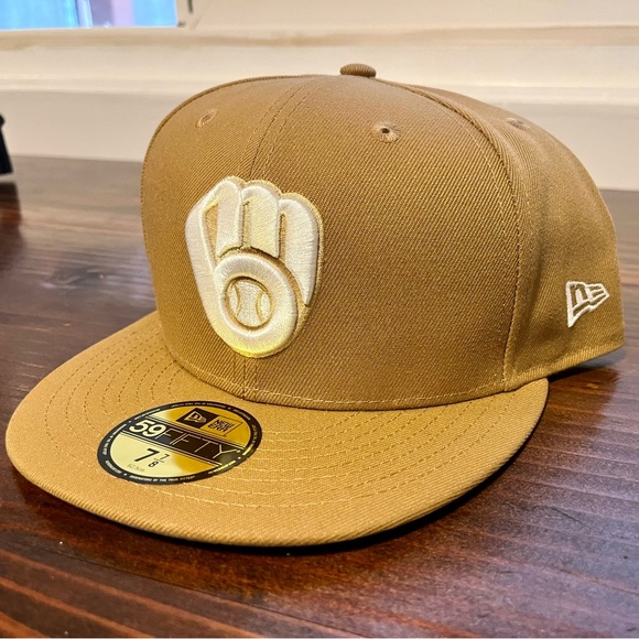 New Era Other - Milwaukee Brewers fitted new era hat size 7 7/8